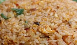 南京炒饭爆料视频播放,揭秘网红美食背后的制作过程